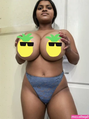 Ramyaswamagula - So horny today  He is inside and I just wanna play! Tip me to show
