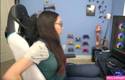 Trisha Hershberger [ trisha-hershberger ] - I think I need a spanking 👋❤️ let's play tonight babe 😏