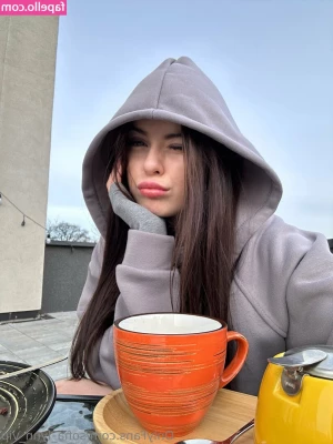 sofia_lynn_vip [ sofia-lynn-vip ] - who s up
