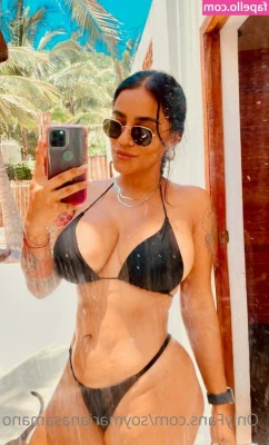 Mariana Samano [ mariana-samano ] - My beautiful selfies are a reminder that I'm always happy to talk to