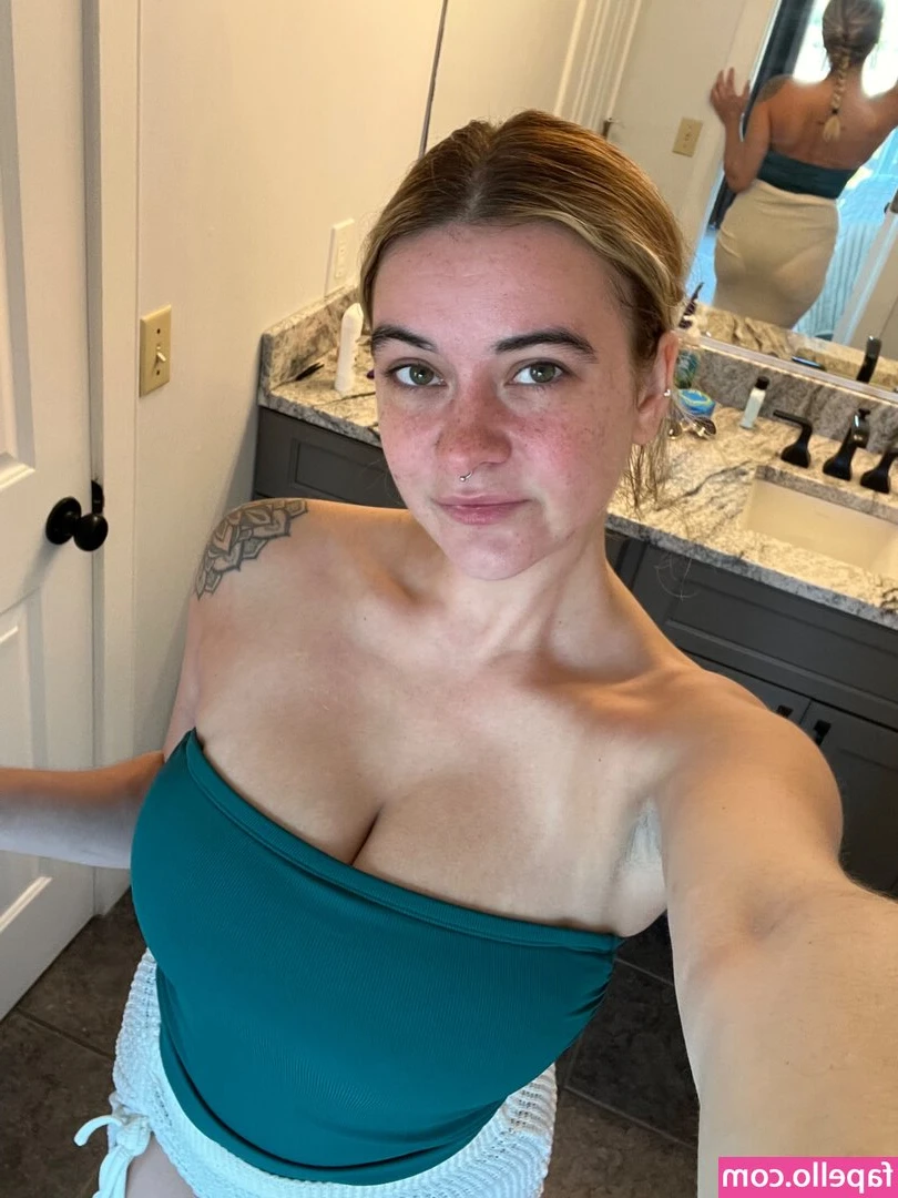 dumbbitchmurphy - Come empty me 💦 I’m so full 💦