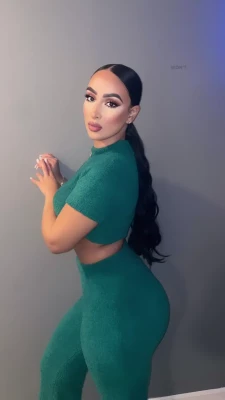 Omaima Benamre [ omaima-benamre ] - I think this one is a little short for me🤤