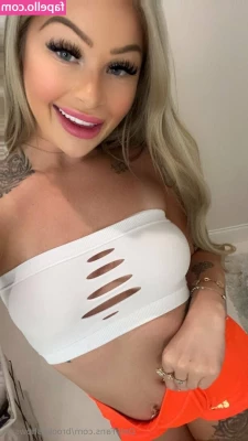 brookeshowsxx [ brookeshowsxx-1 ] - You come home from work and i say  get naked  what do you say