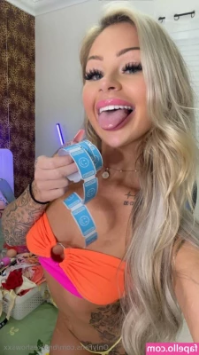 brookeshowsxx [ brookeshowsxx-1 ] - Hi my loves! I have lots of messages to get through. I will be