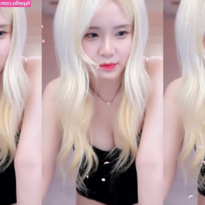 Siyeon - Good morning😴😘