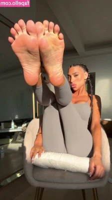 Margarita Smith [ margarita-smith-1 ] - 1…2…OR ME 😈 LORD OF THE BIG ASS”ES 😈😈😈  5 MIN ASS