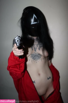 ravenalternative - This is my first post because I m new in OF  I hope you like my