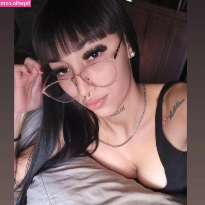 cande.soledad.18 [ cande-soledad-18 ] - I loos my bra  my wet   pussy eat my panties