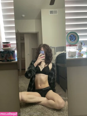 bloomgore - GOOD AFTERNOON DADDY U BEEN ON MY MIND