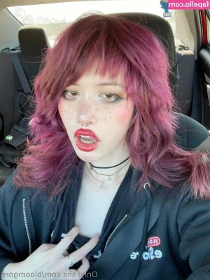 bloomgore - Feeling playful I need a toy  Or