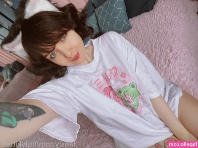 Lilslvkitten - Who wants to be punished?