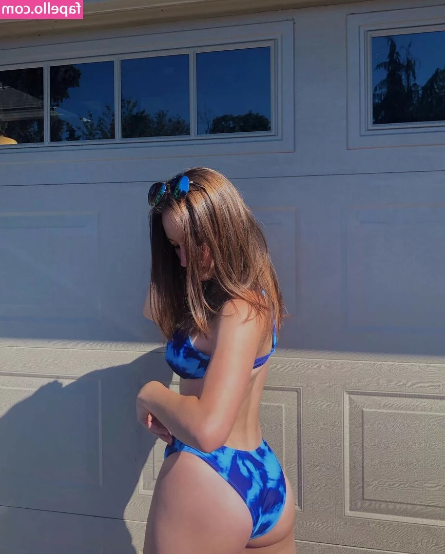 Christiana Burkhalter [ christiana-burkhalter ] - I’m convinced of 2 things… First, I need a mirror in my room.