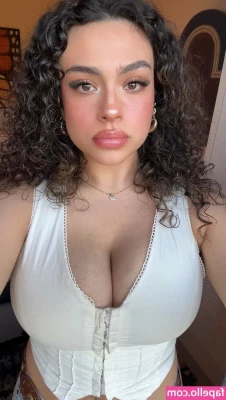 Izzybellalomb - VIDEO #89 Fucking your friend’s wife 10min video