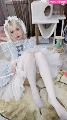 LENivayaAya - I seem to have lost the rest of my outfit too, but don’t worry, we