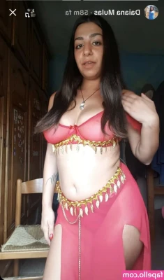 Daiana Mulas [ daiana-mulas ] - In the mirror