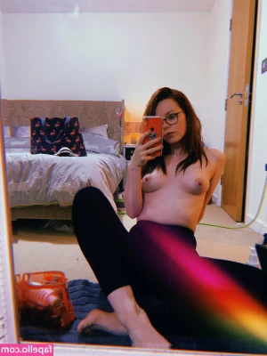 Ella Hughes [ ella-hughes ] - What are you doing down there?