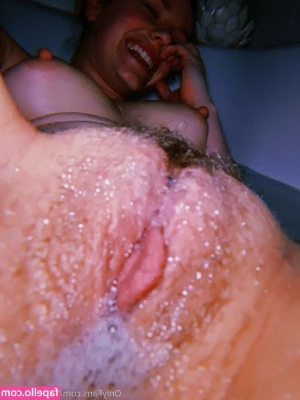 Ella Hughes [ ella-hughes ] - Should I do a video? Or more shots like this? Tip or comment if you