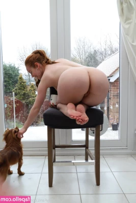 Ella Hughes [ ella-hughes ] - Innocent little girl