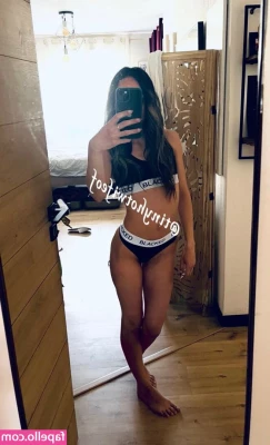 Tinyhotwifeof - i pull u to the side and im like… heyy i gotta show u something 😳