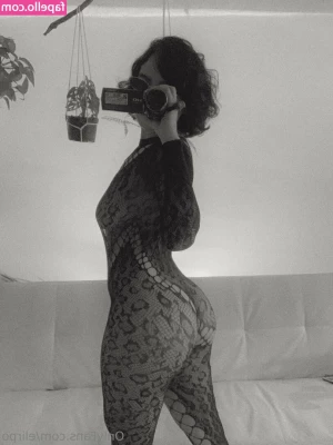 Elianarpos - I already chose the pic for this vid, but I’m going to start asking