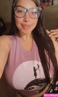 Jessica - Lil afternoon delight 🥵 my tan lines tho lol