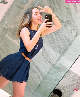 Itza Reyna [ itza-reyna ] - Happy Monday to ya!