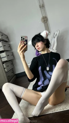 yoursmalldoll1 - A little something