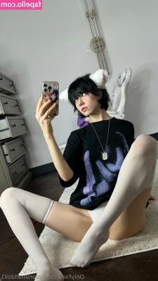 yoursmalldoll1 - Shoutout   nbsp   d_alekss   Subscribe now for only  4 95  Discount