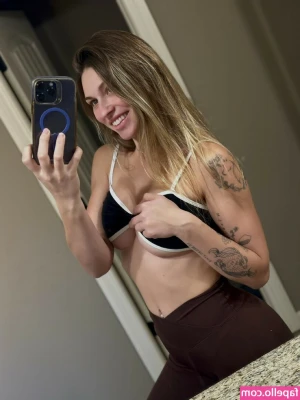 theonlymrs1 - Tits out for the pals 🤣🤣