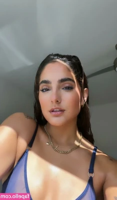 Isabel Ladera [ isabel-ladera ] - How would you use such submissive, locked sluts, like me, on their