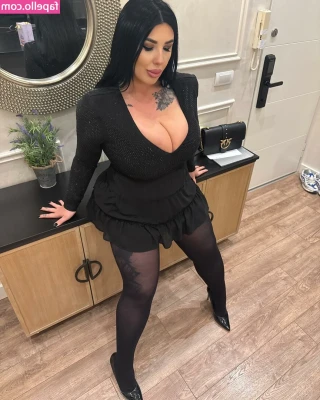 bbwdreamrose - Check your dms 👀👀👀