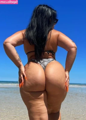Thiccy - A post shower clip for your titty Tuesday!
