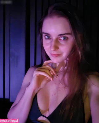 Loserfruit - Off for drinks with the girls   do you like my top