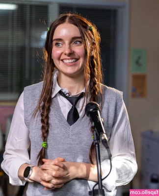 Loserfruit - Debes tener café en la mirada  porque verte me quita el sueño   sexy