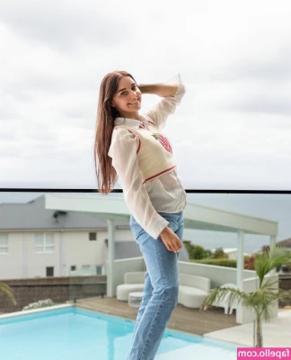 Loserfruit - spreading my legs for you 💋