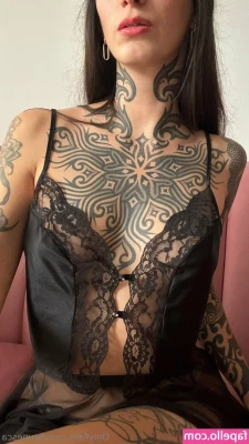 brunesca - Pretty in Latex?