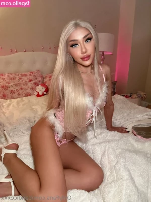 candicexxx - אני לא יודעת לסובב סרטונים