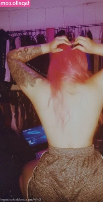 blxckcatangel - Which song should I dance for you