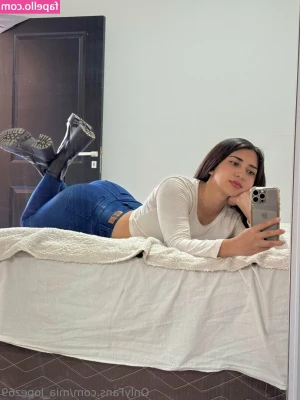 mia_lopez_g [ mia-lopez-g ] - Happy Humpday daddy 😈