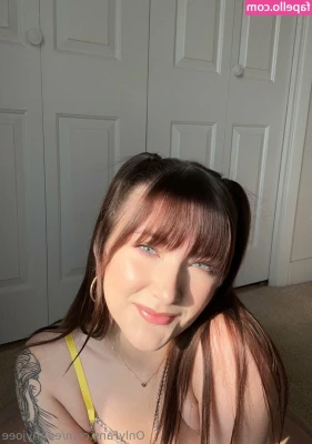 emmyjoee - What video shall I film next? (Please don’t vote if you won’t