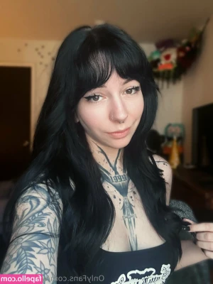 worshipluna - Hole, freshly fucked!