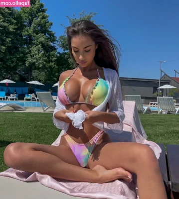 Bibi Pospiech [ bibi-pospiech ] - Yummy video