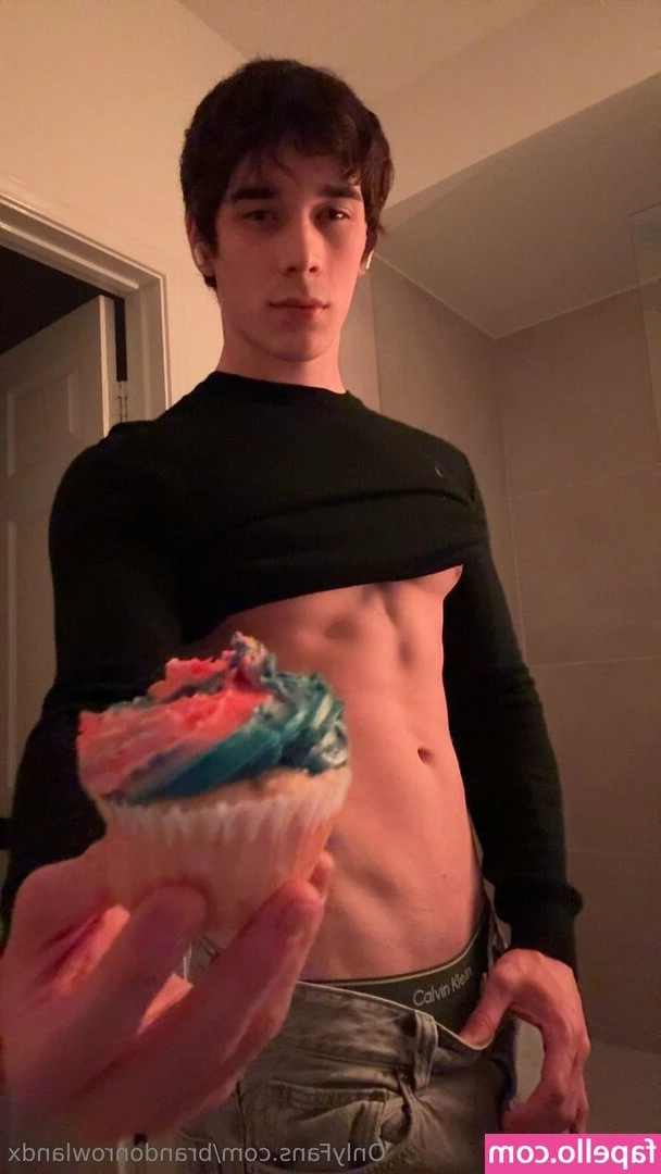brandonrowlandx - Morning coffee 💦💦💦🧨