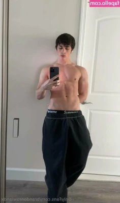 brandonrowlandx - 2 part fucking my ass standing up @grandeparati