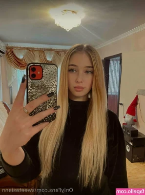 sweetasiann - I just wanna know how many dudes would fuck me dressed like this?🍑