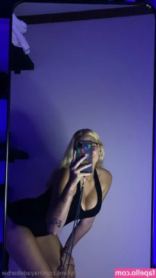 nayadebarbie - Video📱🎥😘 red lingerie ❤️😋 got to keep This lingerie
