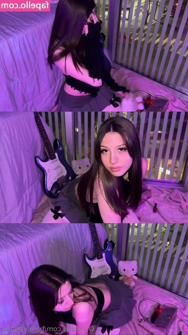 bannybunny - i might have a little bit of a mess behind me... take some thighs as