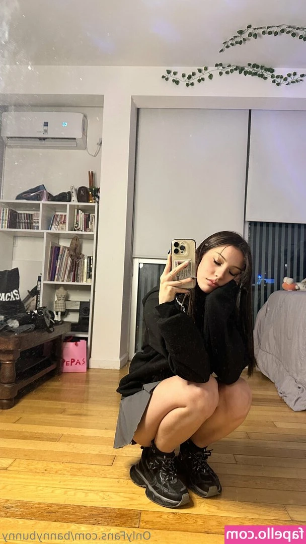 bannybunny - I keep that thang on me😈😈🤣