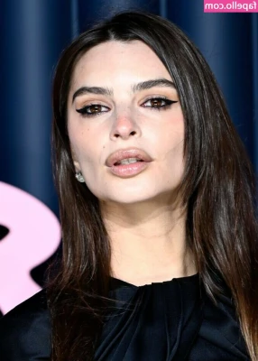 Emily Ratajkowski [ emily-ratajkowski ] - Staring 2024 I have a ton of things that will be important to me! ✨