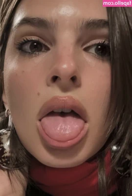 Emily Ratajkowski [ emily-ratajkowski ] - I know you want to see more! Message me!